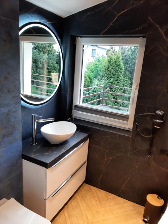 Apartament Willa Pod Sosnami Zator Przeciszow Exteriör bild