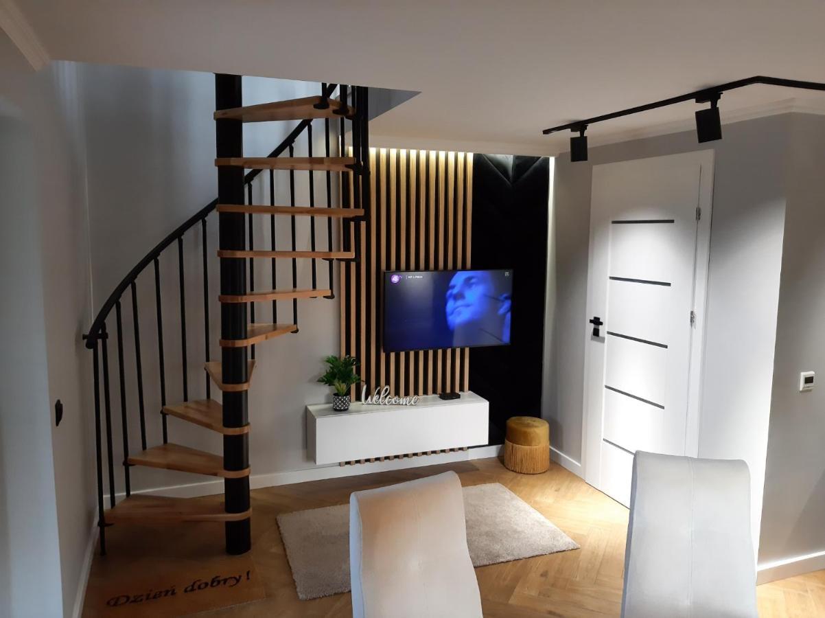 Apartament Willa Pod Sosnami Zator Przeciszow Exteriör bild