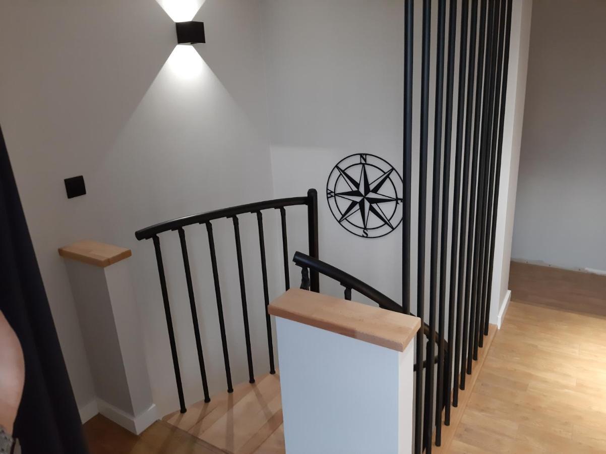 Apartament Willa Pod Sosnami Zator Przeciszow Exteriör bild