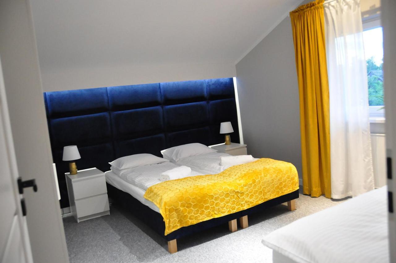 Apartament Willa Pod Sosnami Zator Przeciszow Exteriör bild