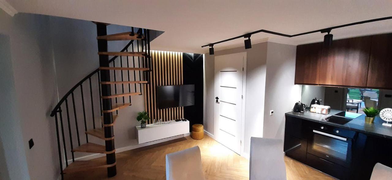 Apartament Willa Pod Sosnami Zator Przeciszow Exteriör bild